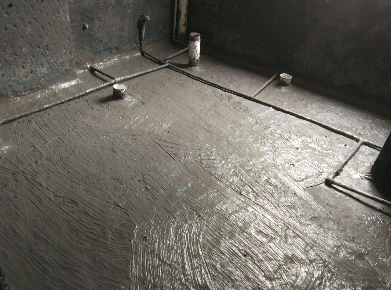 卫生间防水涂料施工现场